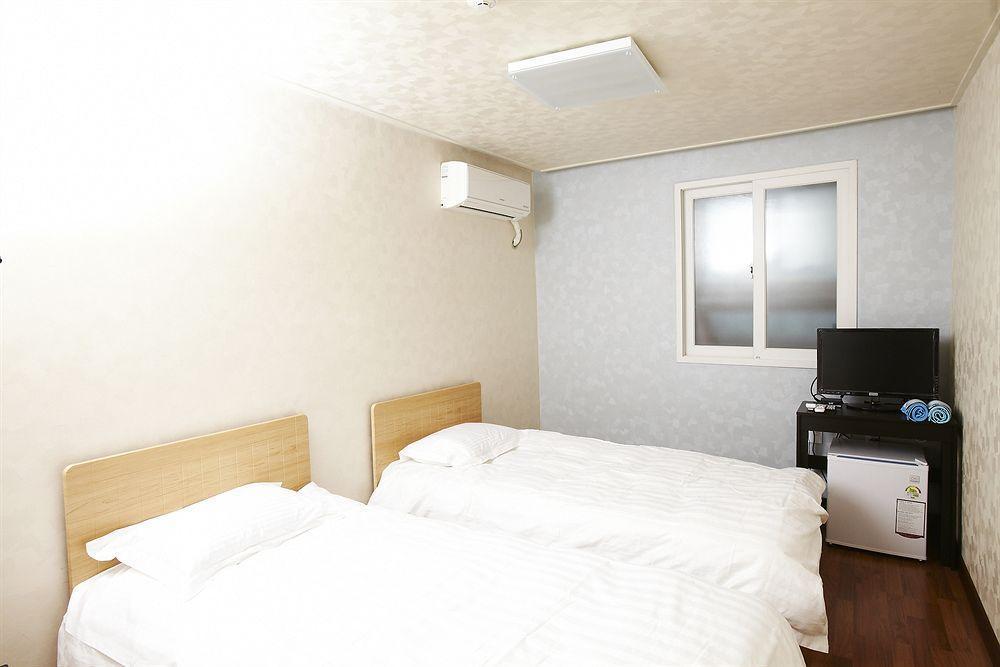 24 Guesthouse Myeongdong Avenue Seoul Exterior foto