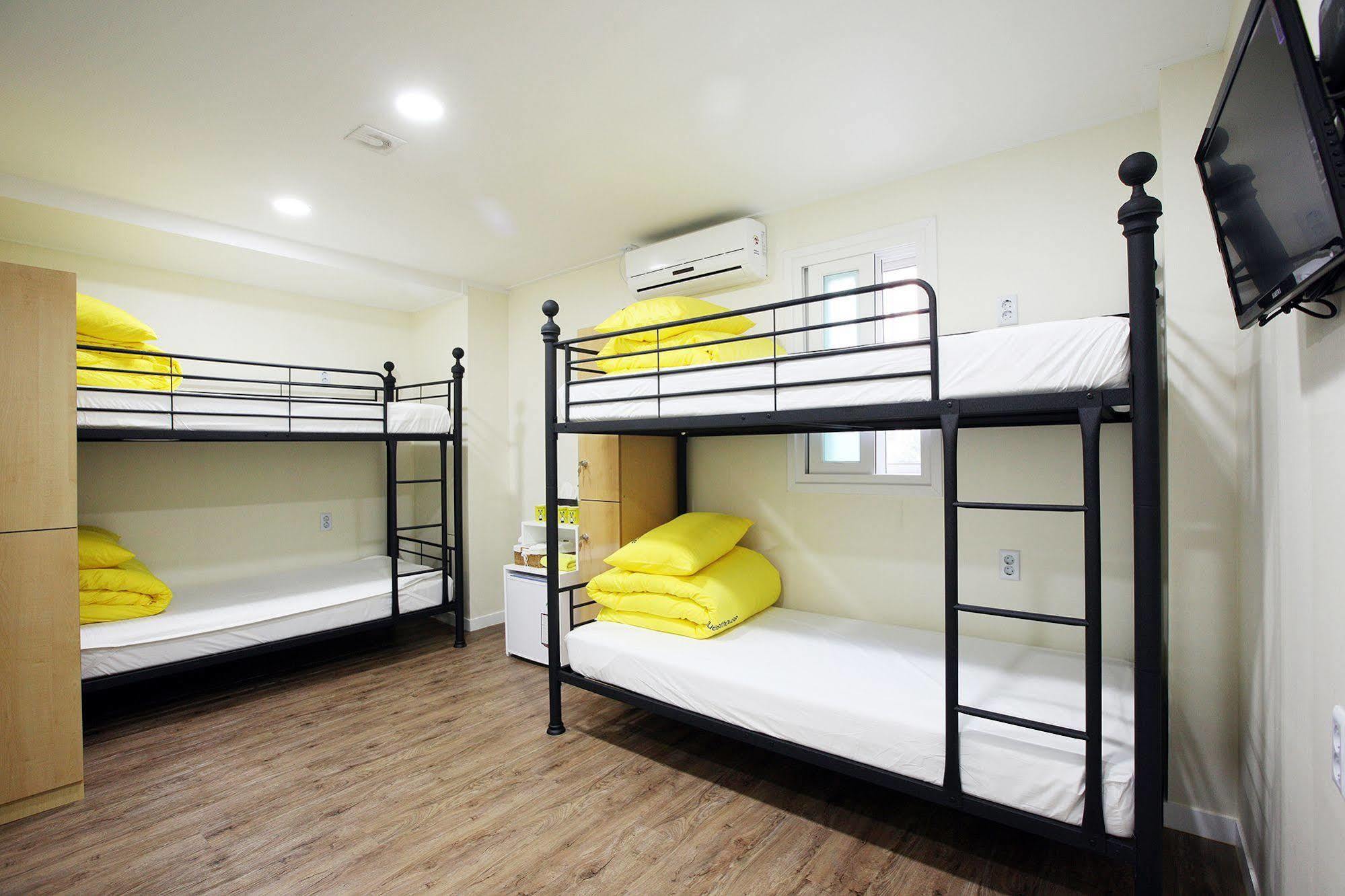 24 Guesthouse Myeongdong Avenue Seoul Exterior foto